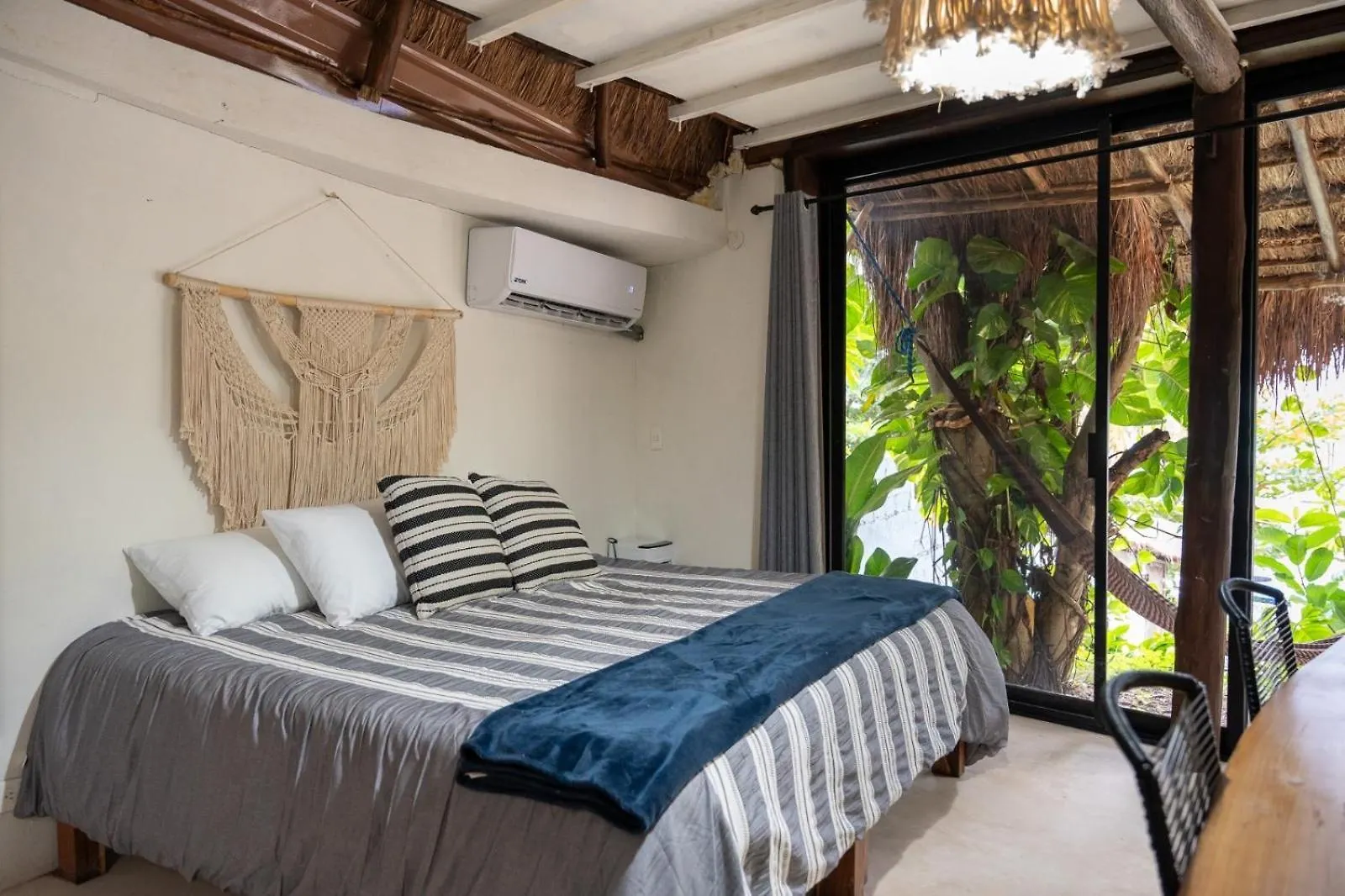 Baawe Bacalar Hotel Mexico