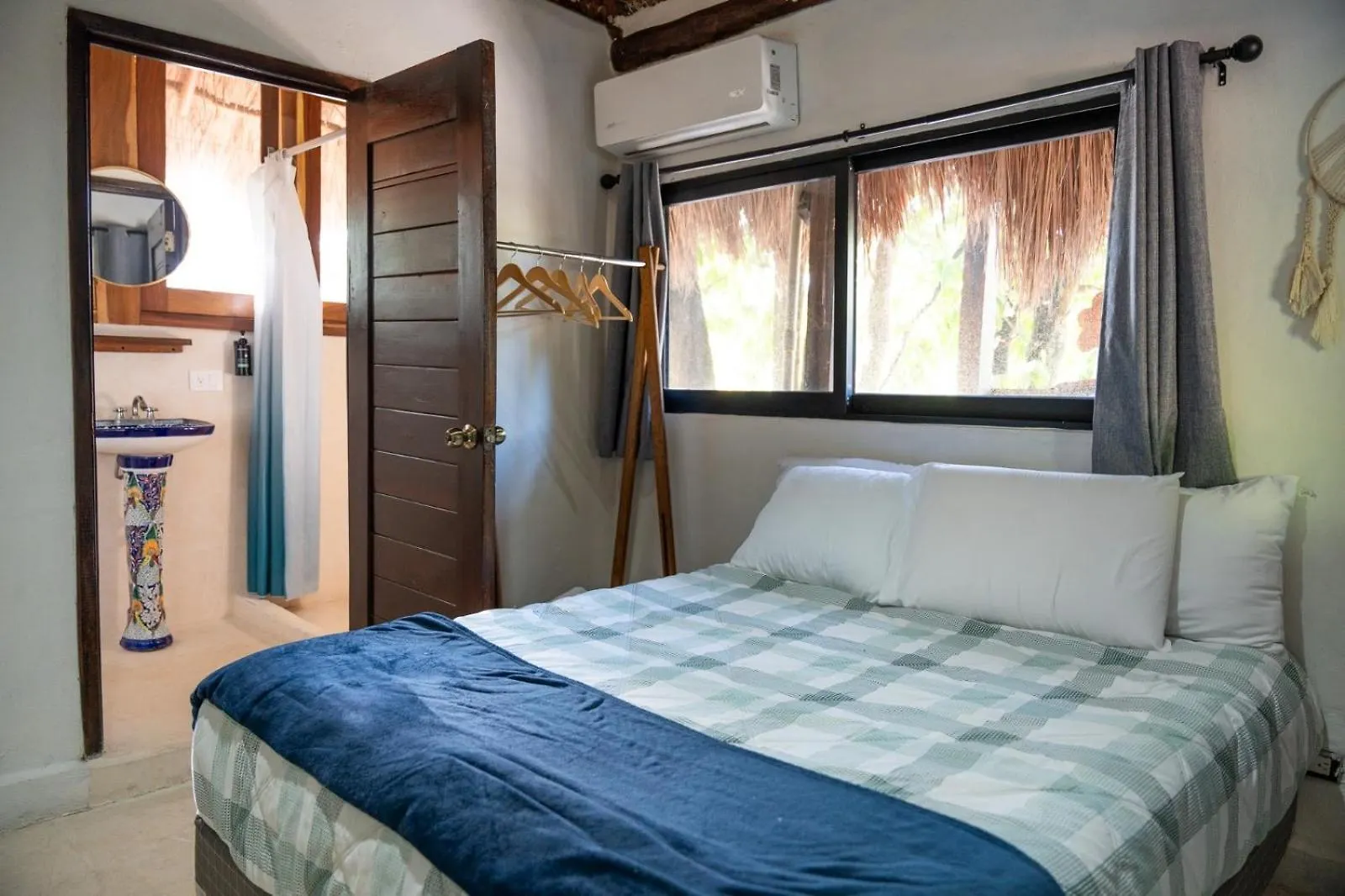 Baawe Bacalar Hotel